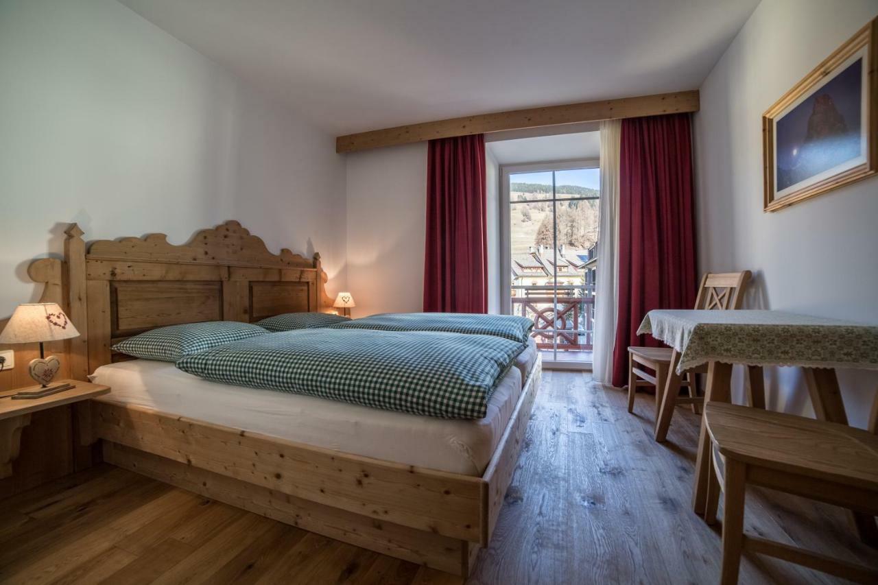 Sapelza Appartementhaus Dobbiaco Dış mekan fotoğraf